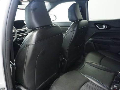New 2026 Jeep Compass Latitude AWD/4WD image 25