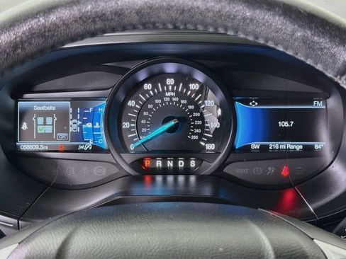 Used 2022 Ford Edge Titanium AWD/4WD image 16