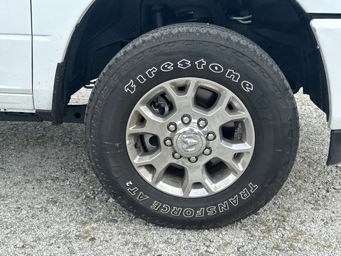 Used 2024 RAM 2500 Laramie w/ Safety Group AWD/4WD image 9