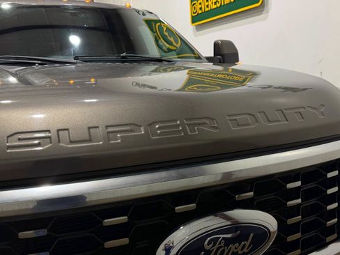 Used 2023 Ford F350 Lariat AWD/4WD image 34