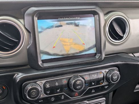 Used 2023 Jeep Wrangler Sahara w/ Cold Weather Group image 16