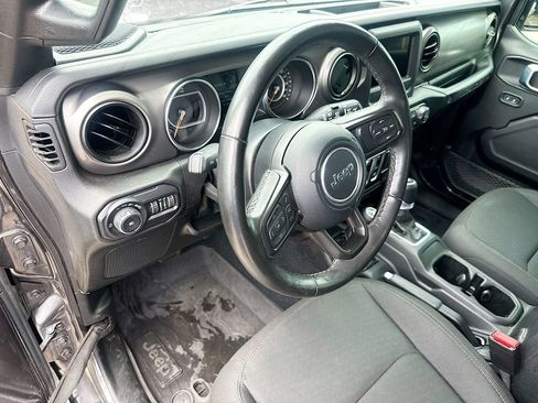 Used 2022 Jeep Wrangler Sport AWD/4WD image 10