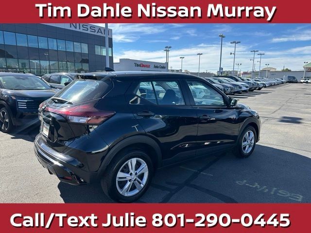 Used 2025 Nissan Kicks Play S FWD image 12