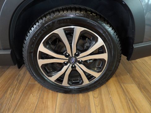 Used 2020 Subaru Forester Limited AWD/4WD image 9