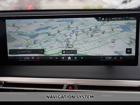 Used 2024 BMW iX xDrive50 w/ Premium Package image 3