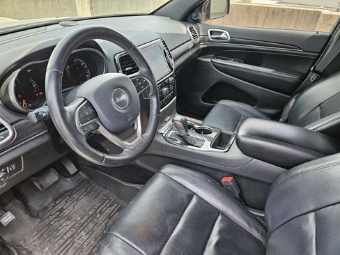 Used 2019 Jeep Grand Cherokee Limited w/ Luxury Group II RWD image 4
