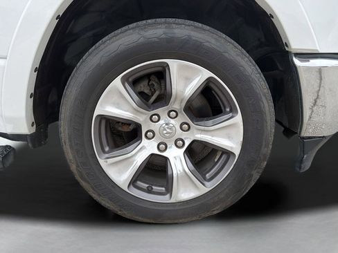 Used 2020 RAM 1500 Laramie AWD/4WD image 28