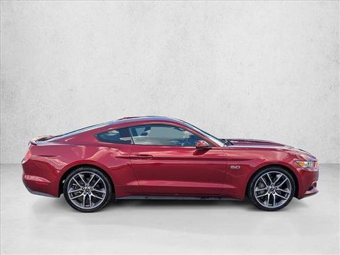 Used 2017 Ford Mustang GT Premium w/ Equipment Group 401A RWD image 4