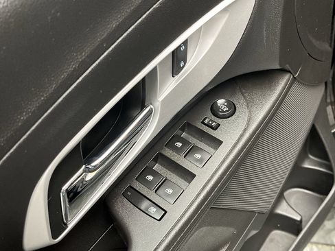 Used 2017 Chevrolet Equinox LT w/ Convenience Package FWD image 7