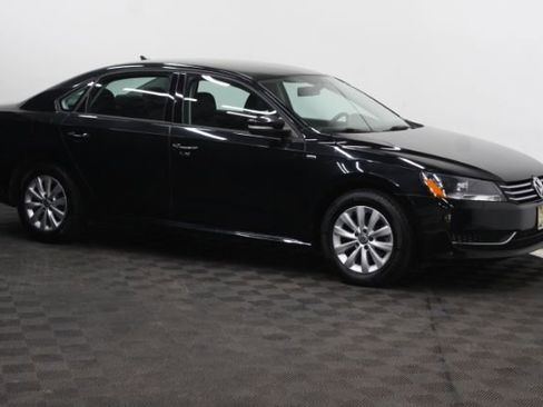 Used 2015 Volkswagen Passat 1.8T Wolfsburg Edition image 1