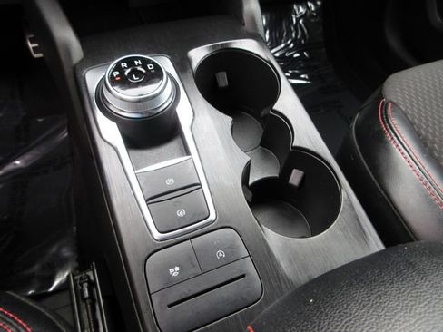 Certified 2024 Ford Escape ST-Line image 19