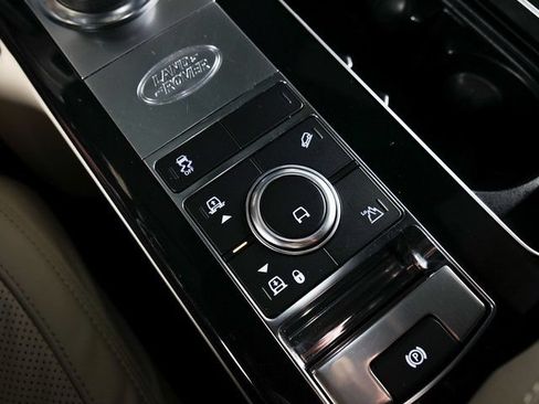 Used 2019 Land Rover Range Rover HSE AWD/4WD image 15