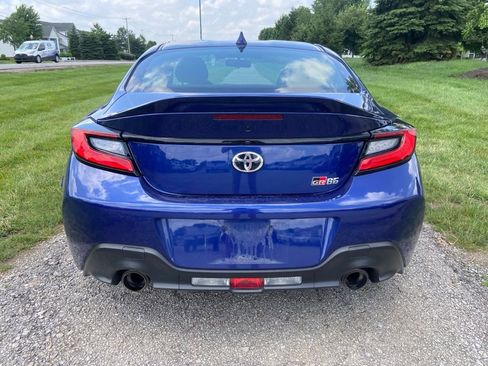 Used 2024 Toyota GR86 Premium RWD image 4
