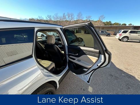 Used 2025 Lincoln Corsair Reserve w/ Equipment Group 202A image 21