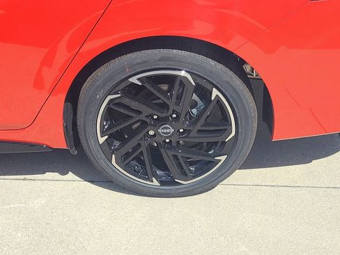 New 2026 Nissan Sentra SR w/ SR Premium Package FWD image 3