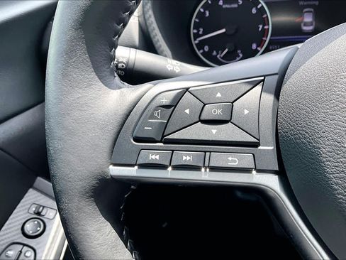 Certified 2025 Nissan Sentra SV w/ All-Weather Package FWD image 22