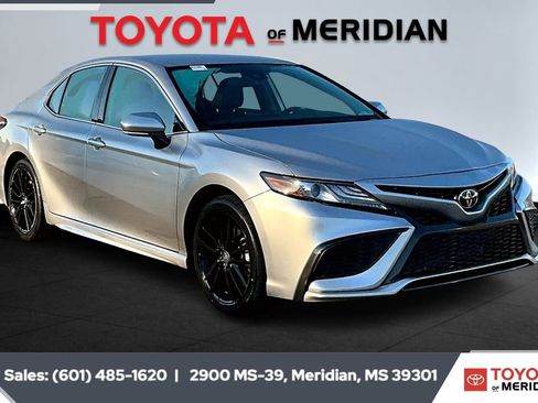 Used 2024 Toyota Camry XSE image 1