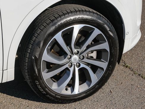 Certified 2025 Land Rover Discovery Sport S AWD/4WD image 14
