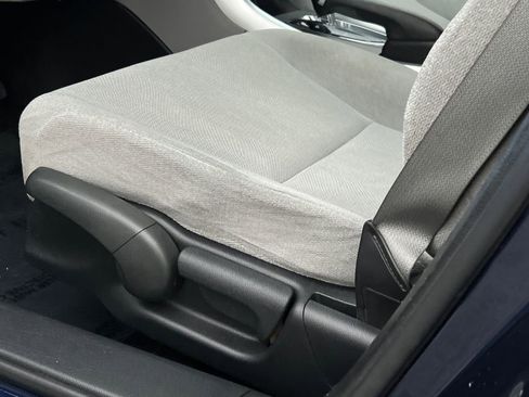 Used 2013 Honda Accord LX image 18