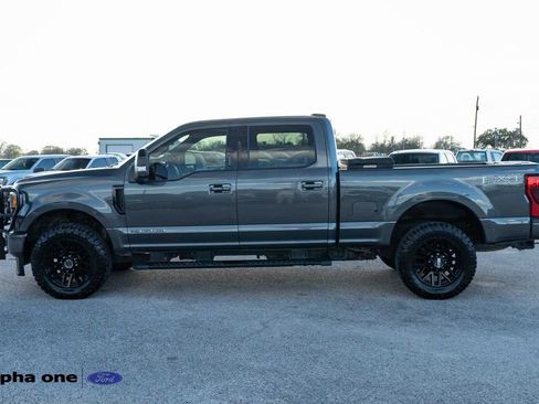 Used 2020 Ford F250 Lariat image 10