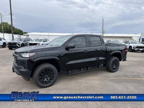 New 2026 Chevrolet Colorado W/T w/ WT Custom Package RWD image 1