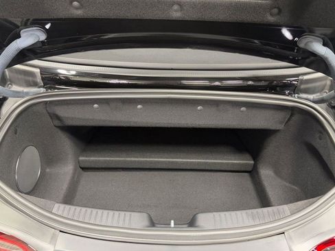 Used 2022 Mercedes-Benz SL 55 AMG SL 55 AMG w/ Driver Assistance Package image 33