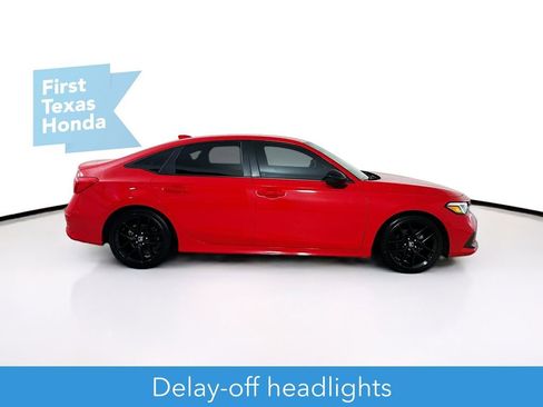 Used 2024 Honda Civic Sport image 9