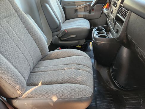 New 2025 Chevrolet Express 3500 w/ Power Convenience Package image 17