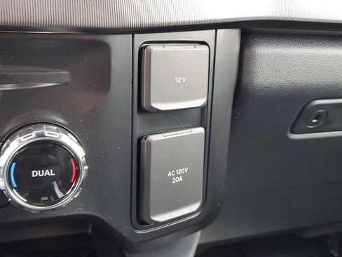 New 2026 Ford F350 Platinum image 30