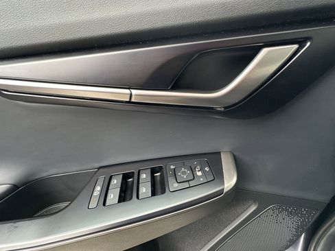 Certified 2025 Kia EV6 Light image 15