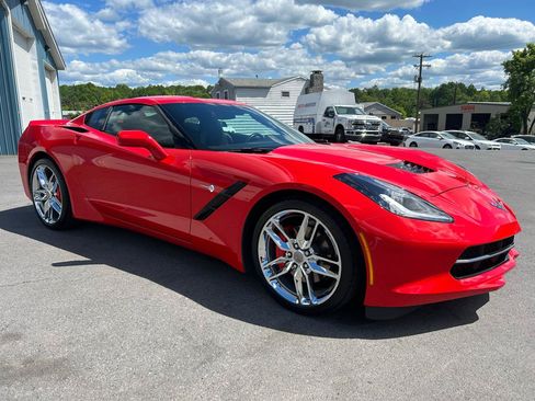 Used 2019 Chevrolet Corvette Stingray Coupe w/ 1LT RWD image 7