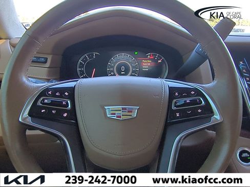 Used 2016 Cadillac Escalade Platinum image 30