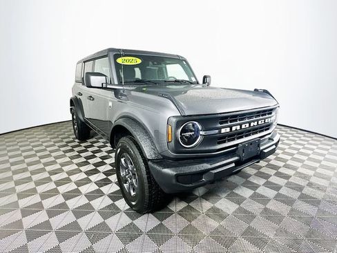 Used 2025 Ford Bronco Big Bend image 3