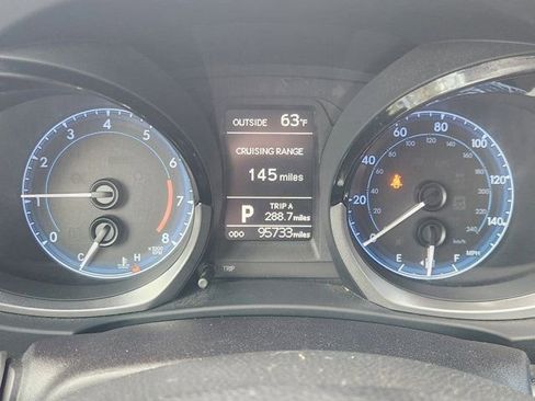 Used 2016 Toyota Corolla S image 7