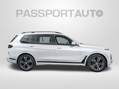 Used 2026 BMW X7 xDrive40i AWD/4WD image 8
