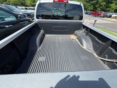 Used 2015 Nissan Frontier S RWD image 4