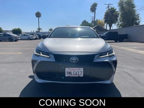 Used 2020 Toyota Avalon Touring w/ Advanced Safety Package FWD image 6
