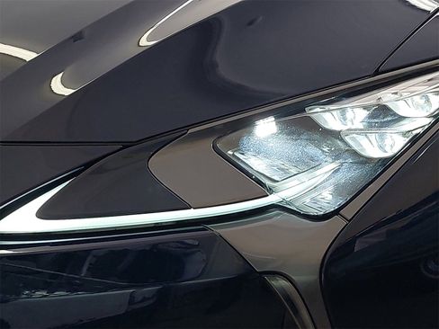 Used 2018 Lexus LC 500 Coupe image 37