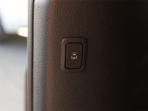 New 2025 Volkswagen ID. Buzz Pro S image 52