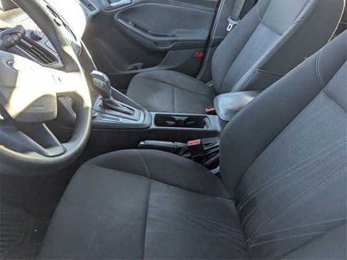 Used 2015 Ford Focus SE image 7
