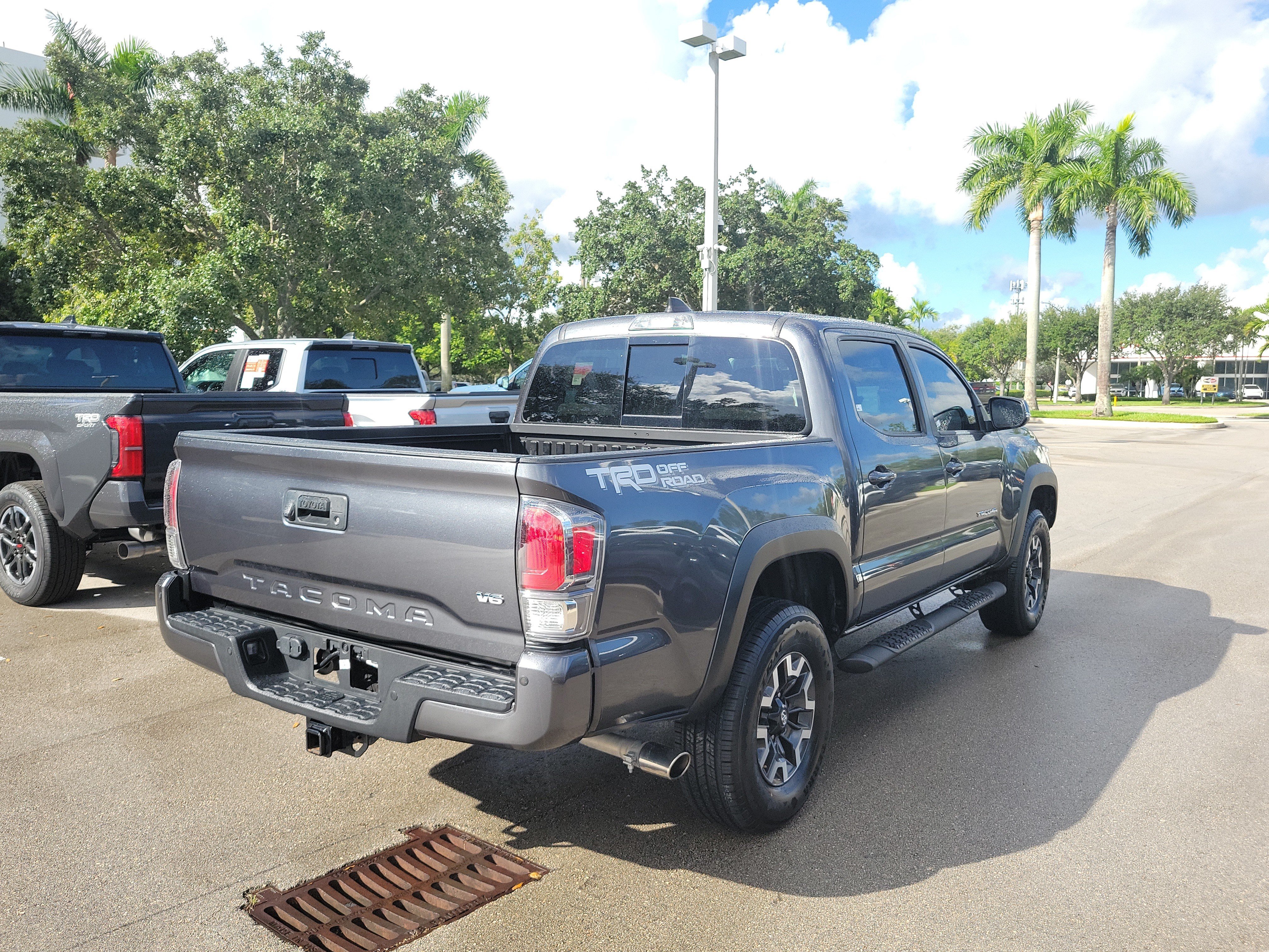 Certified 2023 Toyota Tacoma TRD Off-Road w/ Technology Package RWD image 6