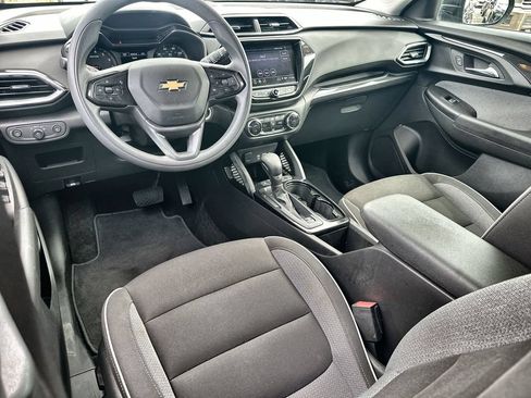 Used 2023 Chevrolet TrailBlazer LT w/ Convenience Package FWD image 20