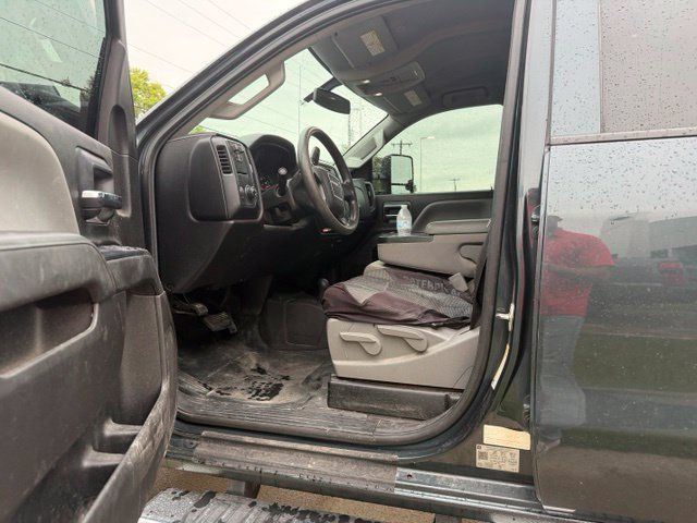 Used 2018 GMC Sierra 2500 4x4 Crew Cab w/ Sierra Convenience Package image 17