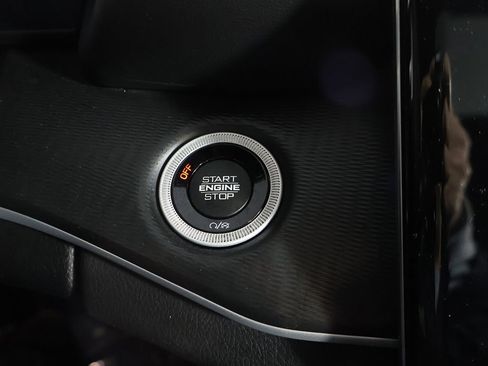 Used 2023 Jeep Grand Cherokee L Laredo AWD/4WD image 40