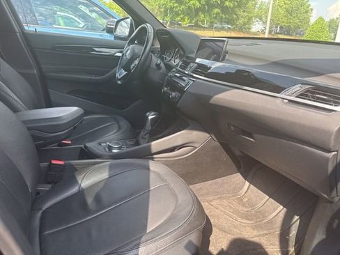 Used 2017 BMW X1 sDrive28i FWD image 7