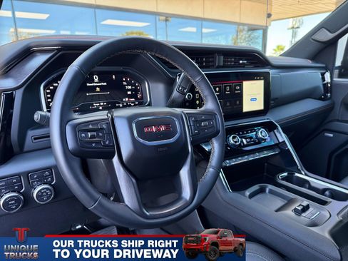 Used 2024 GMC Sierra 2500 AT4 image 17