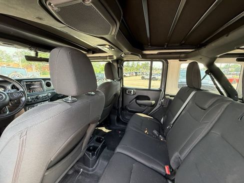 Used 2022 Jeep Wrangler Unlimited Sport AWD/4WD image 25