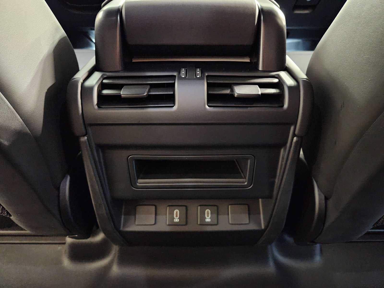 New 2026 Land Rover Defender 110 S AWD/4WD image 30