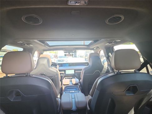 New 2026 Lincoln Navigator Black Label AWD/4WD image 21