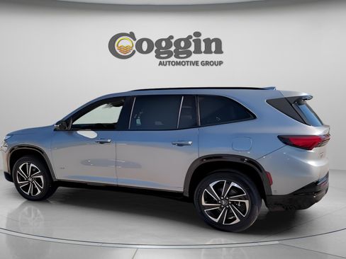 New 2026 Buick Enclave Sport Touring w/ Super Cruise Package image 6